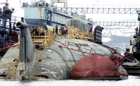Tròn 20 năm thảm kịch tàu ngầm hạt nhân Kursk: Bí mật vùi sâu đáy biển - 1