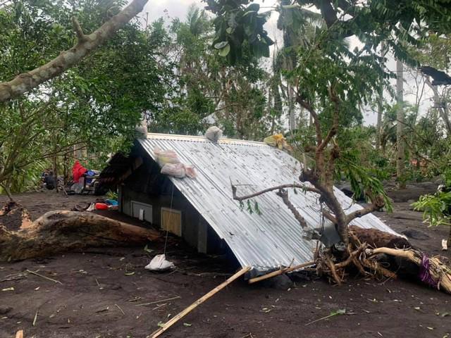 Bão Goni trở thành cơn bão nhiệt đới mạnh nhất đổ bộ vào đất liền - 7