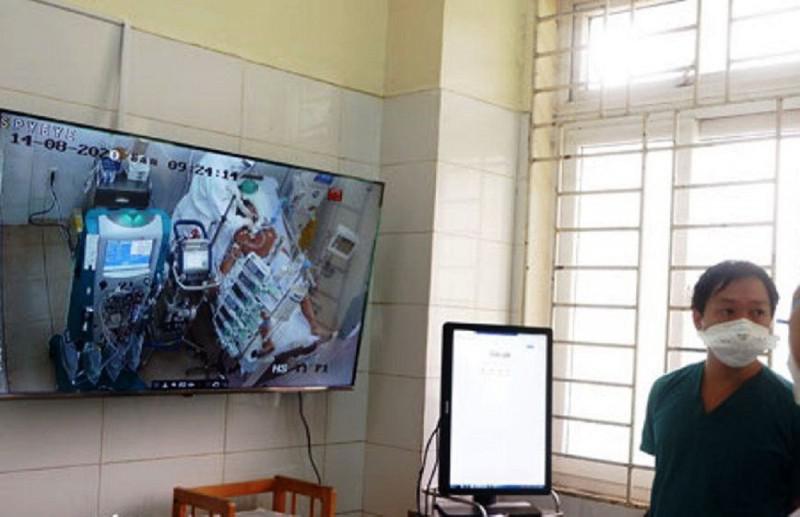 Một bệnh nhân COVID-19 nặng ở Đà Nẵng được công bố khỏi bệnh - 1