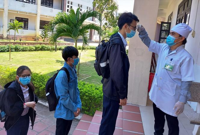 Ðã có 150 ổ dịch, sẽ xuất hiện thêm chùm ca bệnh - 1