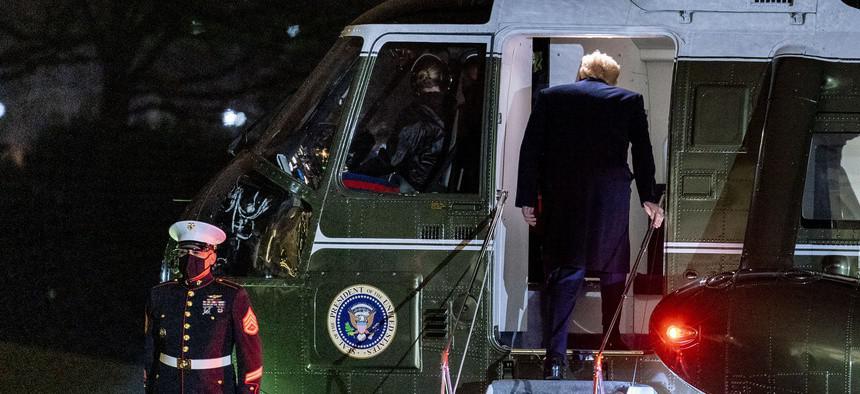 Quân đội Mỹ phá lệ, không làm lễ tạm biệt ông Trump - 1