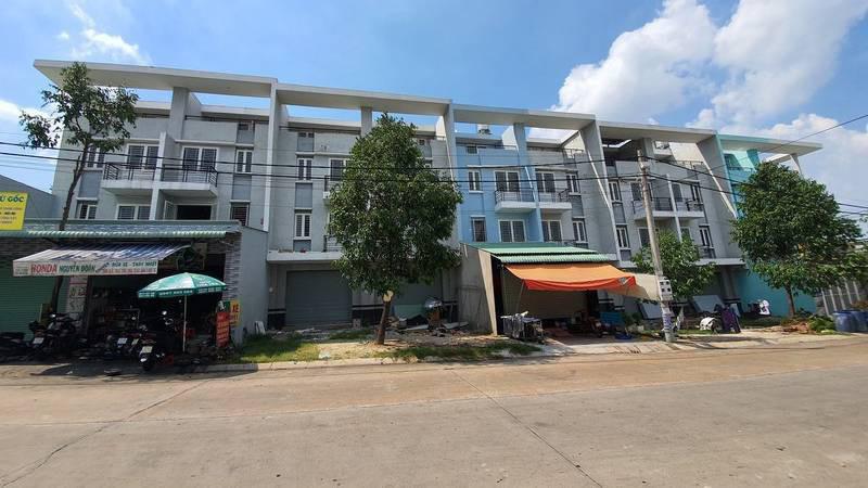 Bộ Công an nêu quan điểm về vụ đặt cọc mua bán 20 căn nhà trên 16 'sổ đỏ - 2
