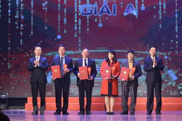 Lễ trao giải Giải thưởng Sách Quốc gia lần thứ 3 - 1