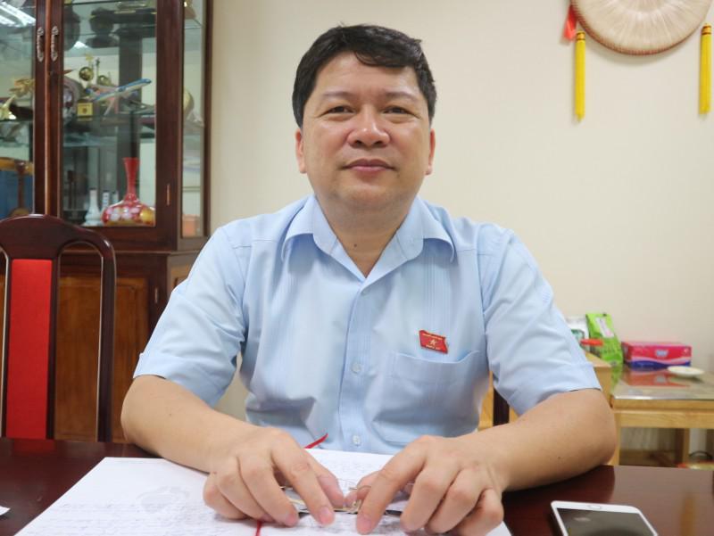 Ngăn chặn bán sách giáo khoa “bia kèm lạc” để sách không “làm vơi bát cơm con trẻ” - 3