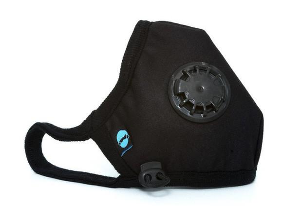 Loại khẩu trang vô dụng vì không ngăn người đeo lây truyền COVID-19 - 2