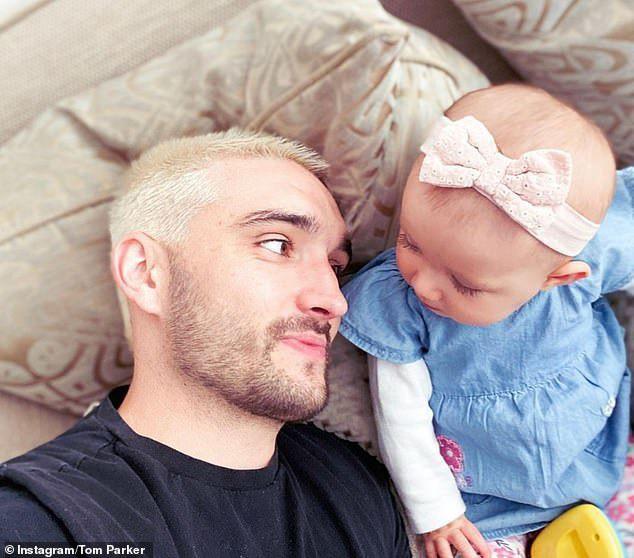 Ca sĩ Tom Parker ung thư não giai đoạn cuối ở tuổi 32 - 2