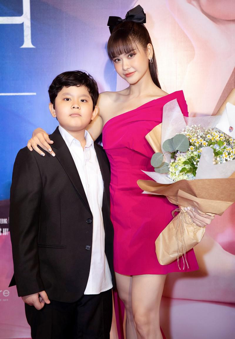 Ngắm nhìn vẻ đẹp của Trương Quỳnh Anh bên Trường Giang, Tiến Luật trong buổi lễ ra mắt sản phẩm âm nhạc mới - 3