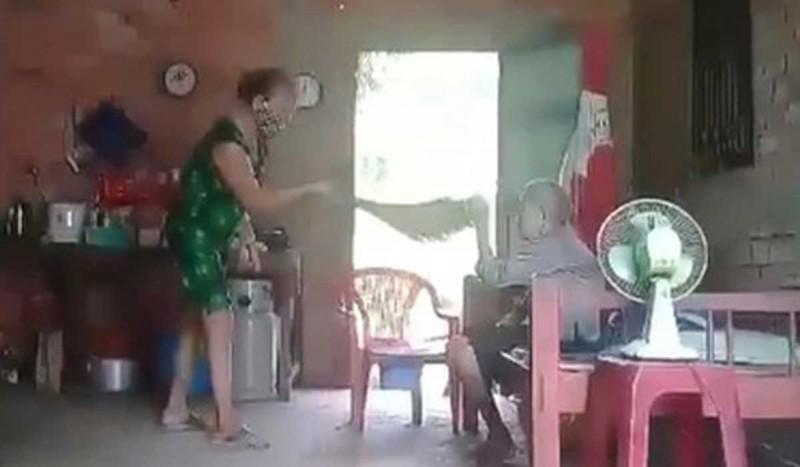 Tin trưa 9/9: Nghi vấn HLV Rap việt chia tay bạn gái - 1