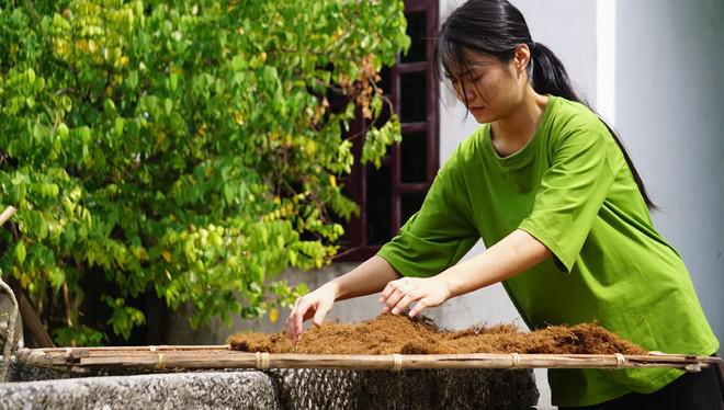 Kế hoạch học đại học 'đẫm nước mắt' sau nụ cười điểm cao của nữ sinh nghèo - 2