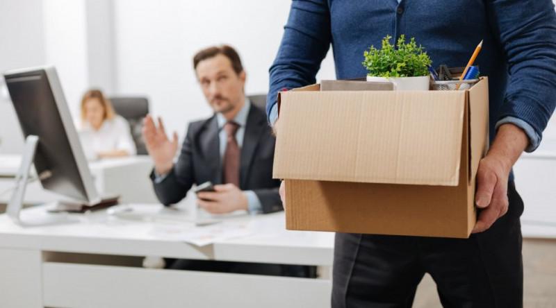 Nếu ngoại tình Công chức, viên chức sẽ bị buộc thôi việc - 1
