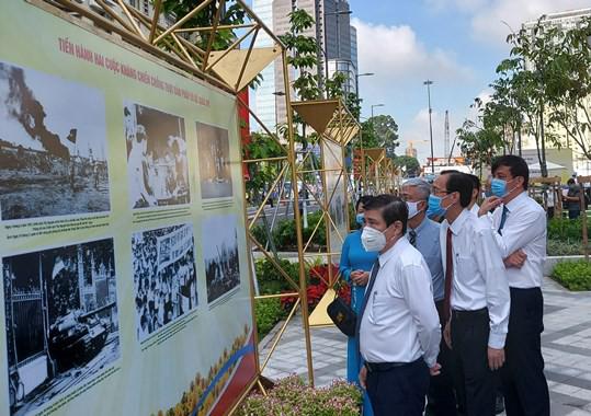 Niềm tự hào dân tộc được tái hiện qua triển lãm “Tinh thần Cách mạng Tháng 8 và Quốc Khánh mùng 2/9 bất diệt” - 2