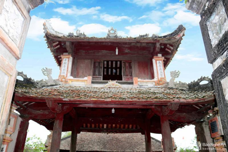Vẻ đẹp độc đáo của ngôi đền cổ hàng trăm năm tuổi ở Nghệ An - 3