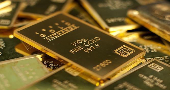 Giá vàng hôm nay 15/8: Giảm nhẹ trước sức ép của USD - 1