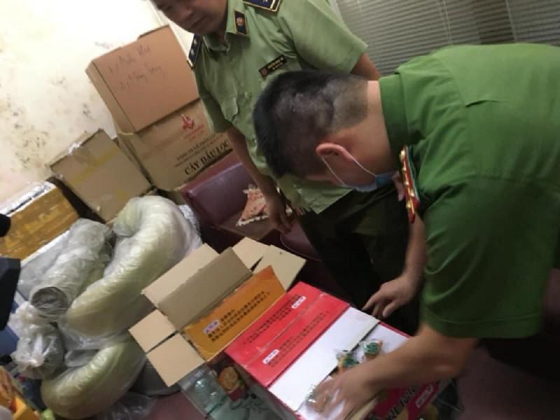 Phát hiện hàng ngàn bánh trung thu nhập lậu từ Trung Quốc - 2
