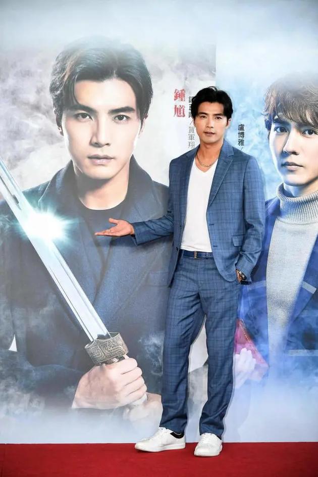 Cho vợ sinh mổ trước 2 tuần vì không muốn con cung Xử Nữ, Hạ Quân Tường bị chê "quá ích kỷ" - 1
