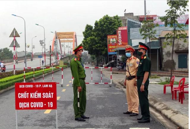 Hà Nội: Xác minh thông tin xe chở bệnh nhân COVID-19 từng đến bến xe Nước ngầm - 1