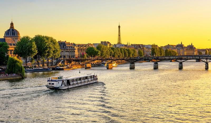 Top 10 thành phố ven sông quyến rũ nhất thế giới - 3