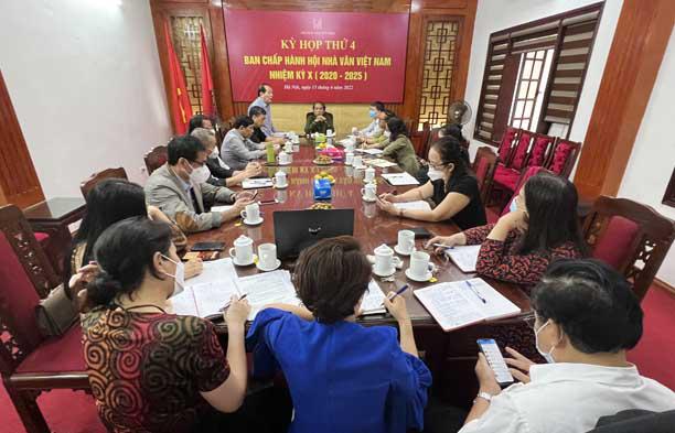 Thông báo của Ban Chấp hành Hội Nhà văn Việt Nam về kỳ họp thứ 4 khóa X - 4
