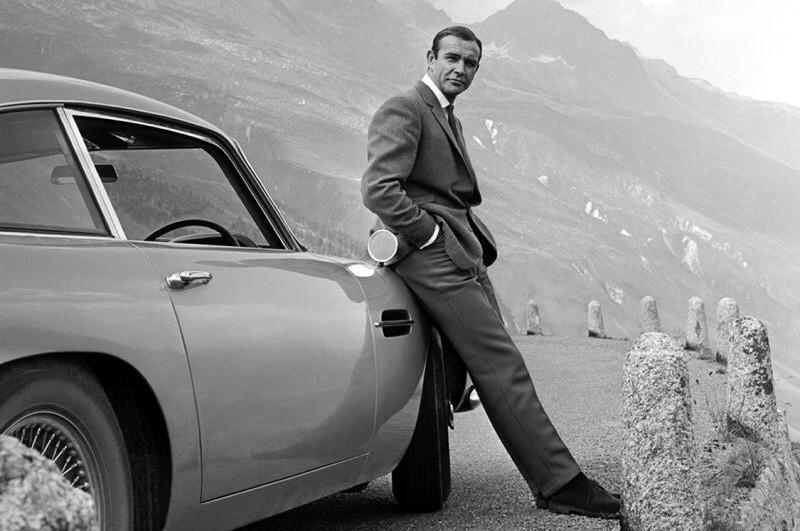 Tài tử đóng James Bond huyền thoại - diễn viên Sean Connery qua đời ở tuổi 90 - 1