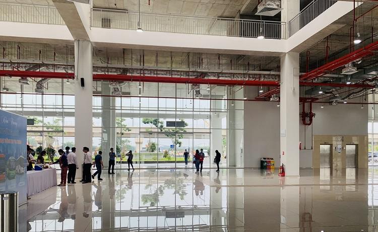 Cận cảnh Bến xe miền Đông mới đi vào hoạt động - 8