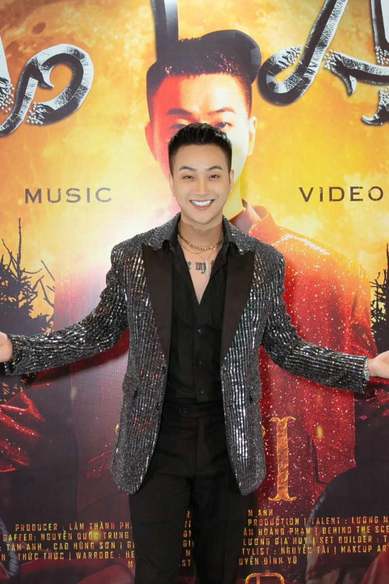 "Tình trẻ tin đồn" của Nhật Kim Anh chi tiền tỷ làm MV comeback - 1