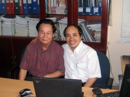 Thơ - Trời triệu năm cứ xanh - Mây triệu năm cứ bạc