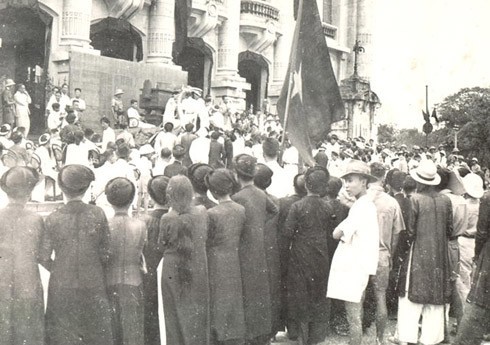 Từ  “Quỹ Độc lập” đến “Quỹ Vaccine…” - 1