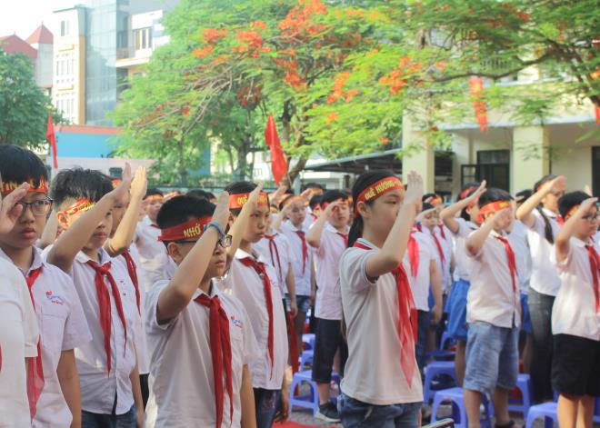 Học sinh Hà Nội khai giảng không quá 45 phút tại sân trường - 1