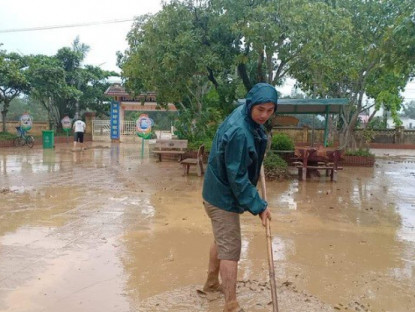  - Trường học ngập sâu, toàn ngành giáo dục Quảng Trị  thiệt hại 9,5 tỷ đồng