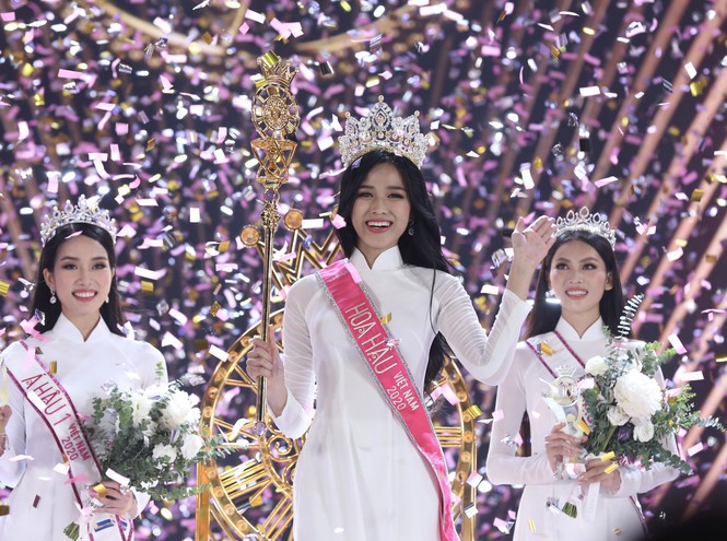 Đỗ Thị Hà đăng quang Hoa hậu Việt Nam 2020 - 2