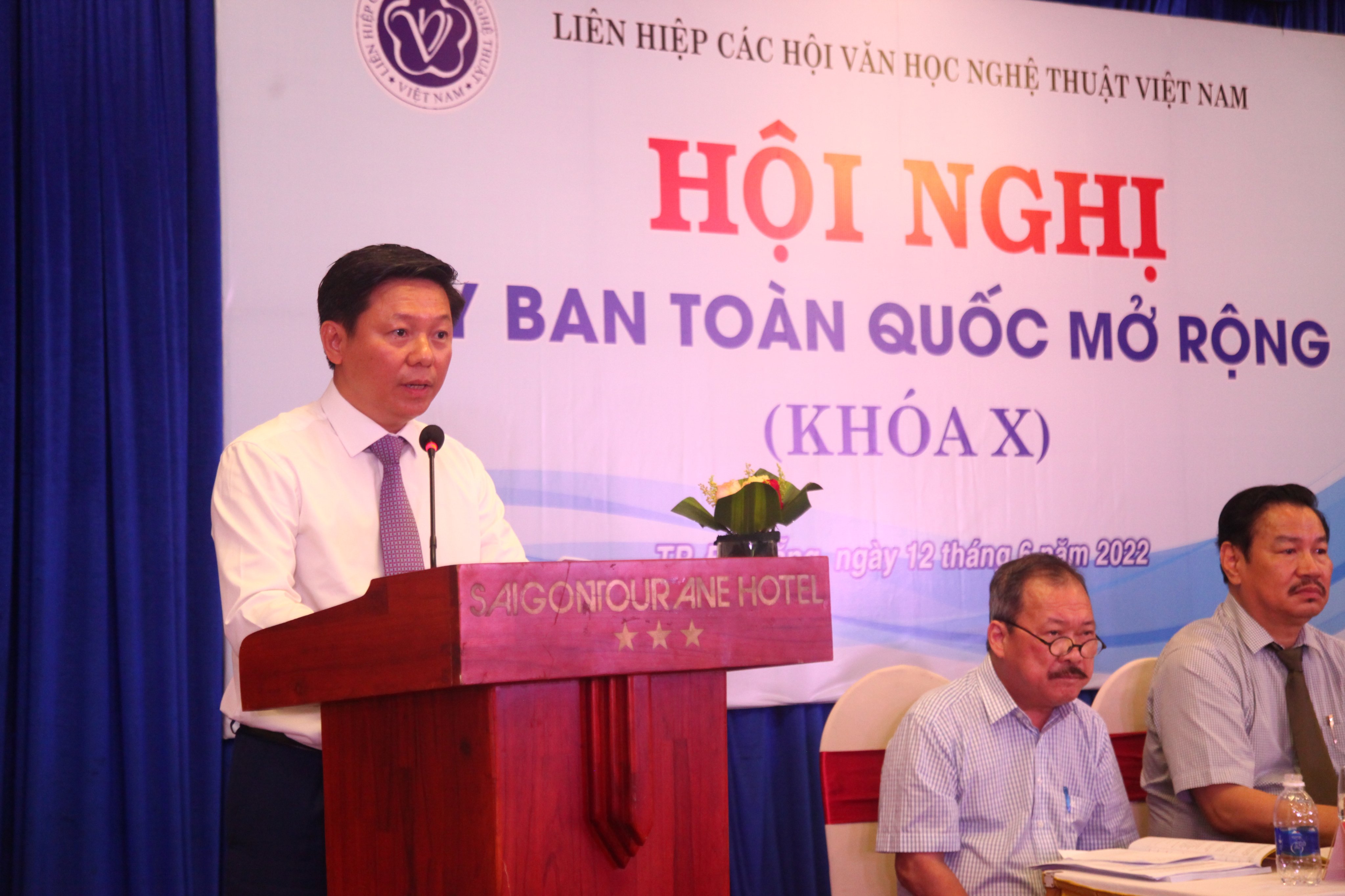 Đoàn kết xây dựng Liên hiệp các Hội VHNT Việt Nam trở thành tổ chức chính trị - xã hội - nghề nghiệp vững mạnh toàn diện - 3