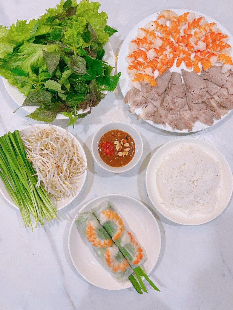 Tết Tây mẹ sốt con sốt đi cấp cứu, nữ diễn viên xinh đẹp vẫn hạnh phúc vì món "ngon nhức nách" chồng nấu - 9