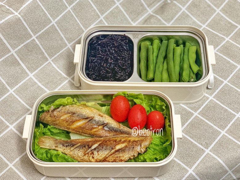 9X nấu cơm cho chồng mang đi làm để giữ dáng, có bữa chỉ 15-20 nghìn đồng mà siêu ngon - 11