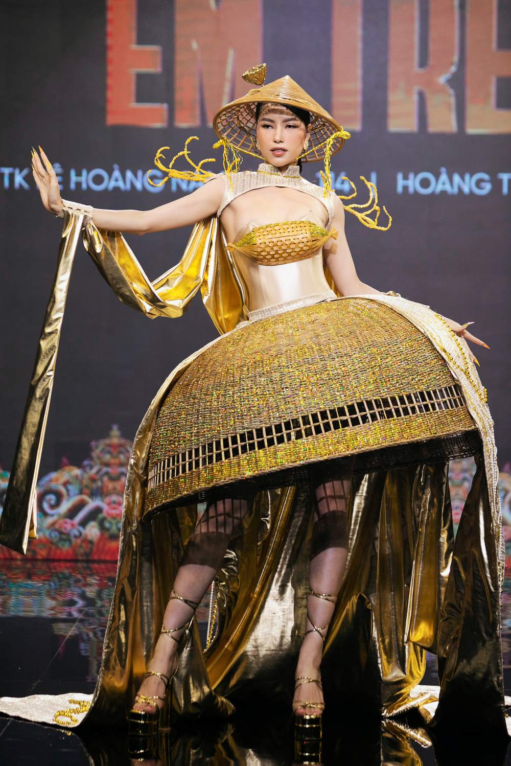 Mãn nhãn trang phục dân tộc của top 41 Hoa hậu Hoàn vũ Việt Nam 2022 - 3