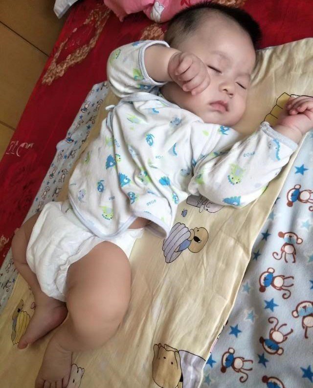 Mẹ chi 23 triệu đồng/10 giờ học cách rèn con tự ngủ, bé 3 tháng tuổi khóc ròng đến tử vong - 2