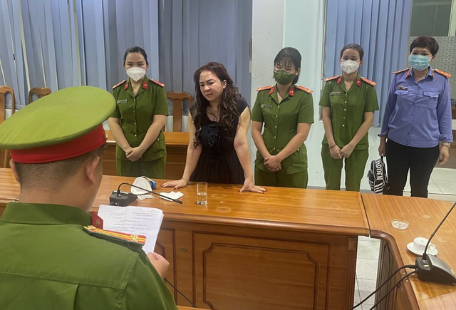 Vy Oanh đề nghị Công an khởi tố loạt YouTuber giúp sức bà Nguyễn Phương Hằng - 2