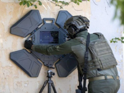  - Binh sĩ "nhìn xuyên tường" nhờ thiết bị quân sự mới của Israel