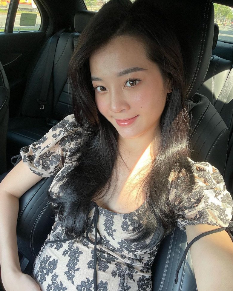 Mang bầu 5 tháng tăng 10kg, Karen Nguyễn vẫn đẹp xuất sắc, vòng 1 ngồn ngộn - 6