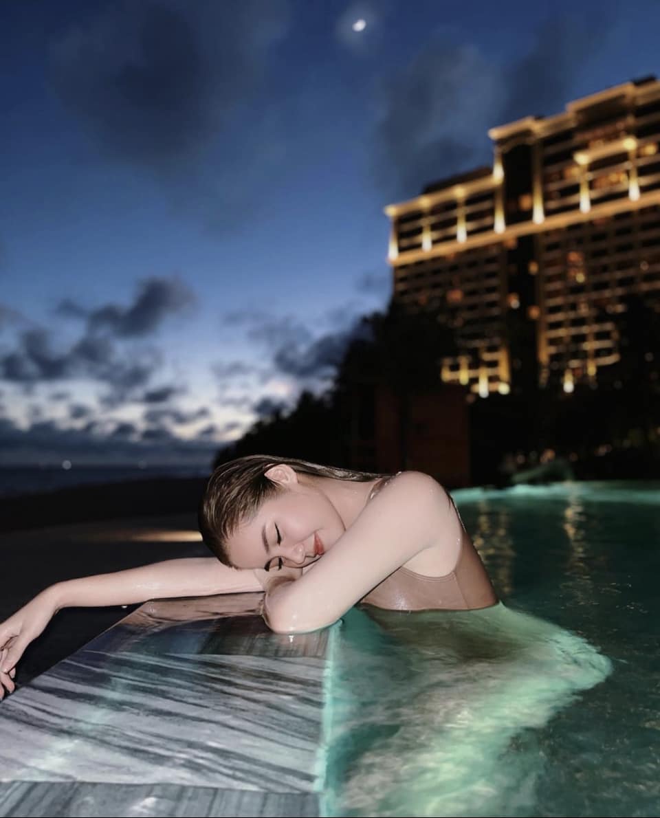 Bí quyết xinh đẹp mơn mởn tuổi 19 của cặp "chị chị, em em" quê Gia Lai - 7