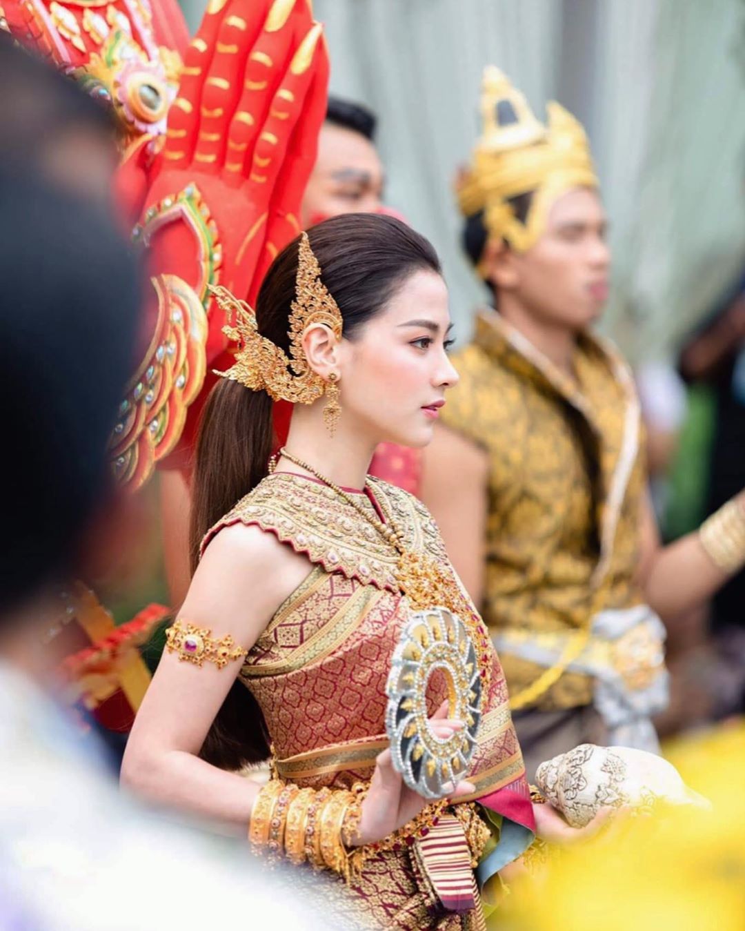 Các "nữ thần té nước" đẹp như tiên hạ phàm trên đường phố khiến người ta xiêu lòng - 6