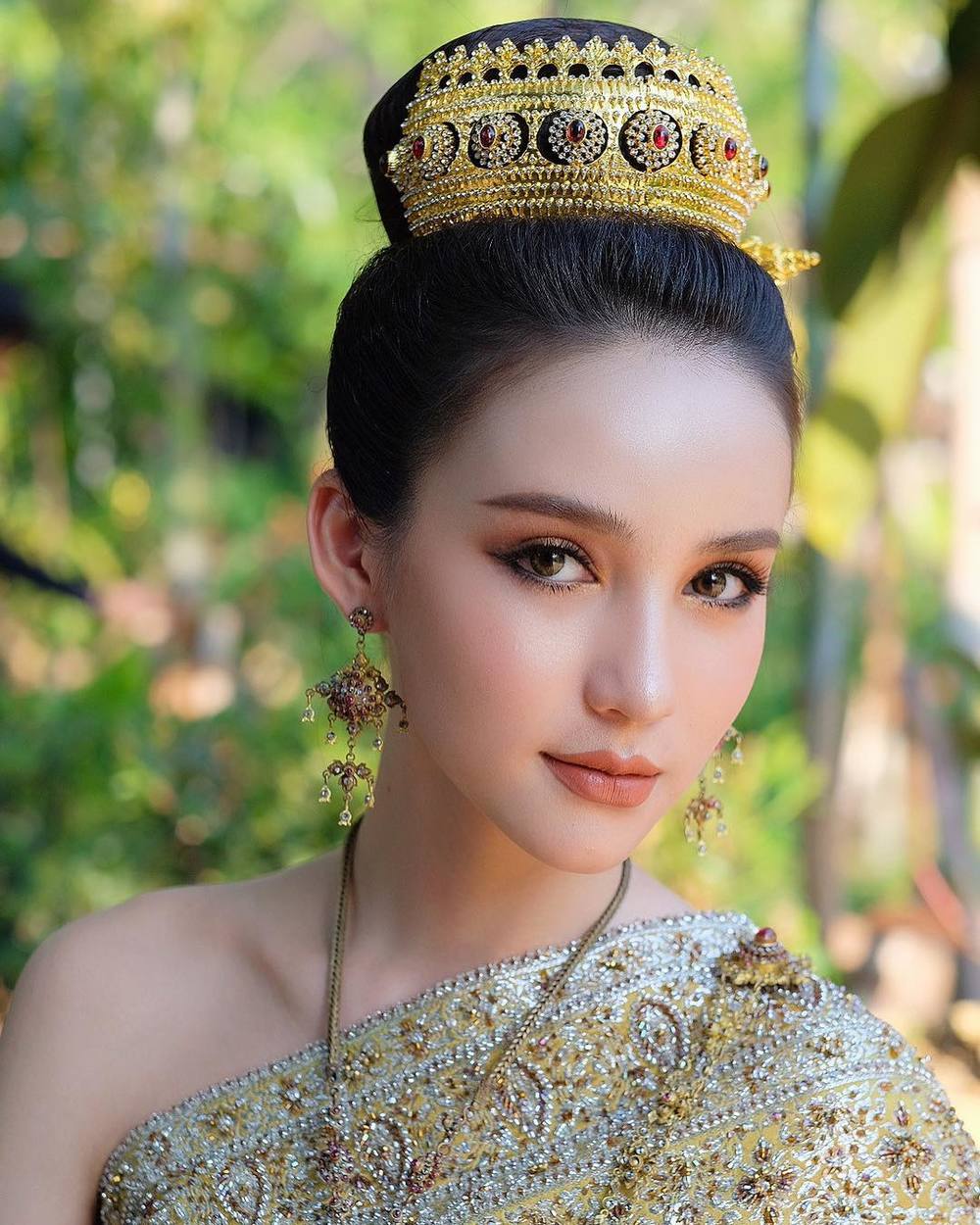 Các "nữ thần té nước" đẹp như tiên hạ phàm trên đường phố khiến người ta xiêu lòng - 14