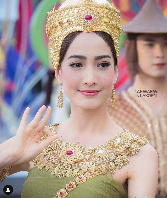 Các "nữ thần té nước" đẹp như tiên hạ phàm trên đường phố khiến người ta xiêu lòng - 3
