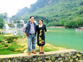 Bụi hồng hạt dẻ