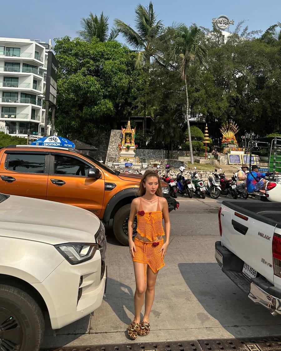 Gái xinh Việt Nam mặc phóng khoáng khi &#34;đu Idol&#34; - 6
