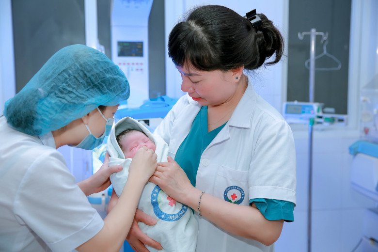 Sau chọc hút trứng bao lâu thì vợ chồng có thể gần gũi: Câu hỏi các mẹ làm IVF phải thuộc lòng - 2