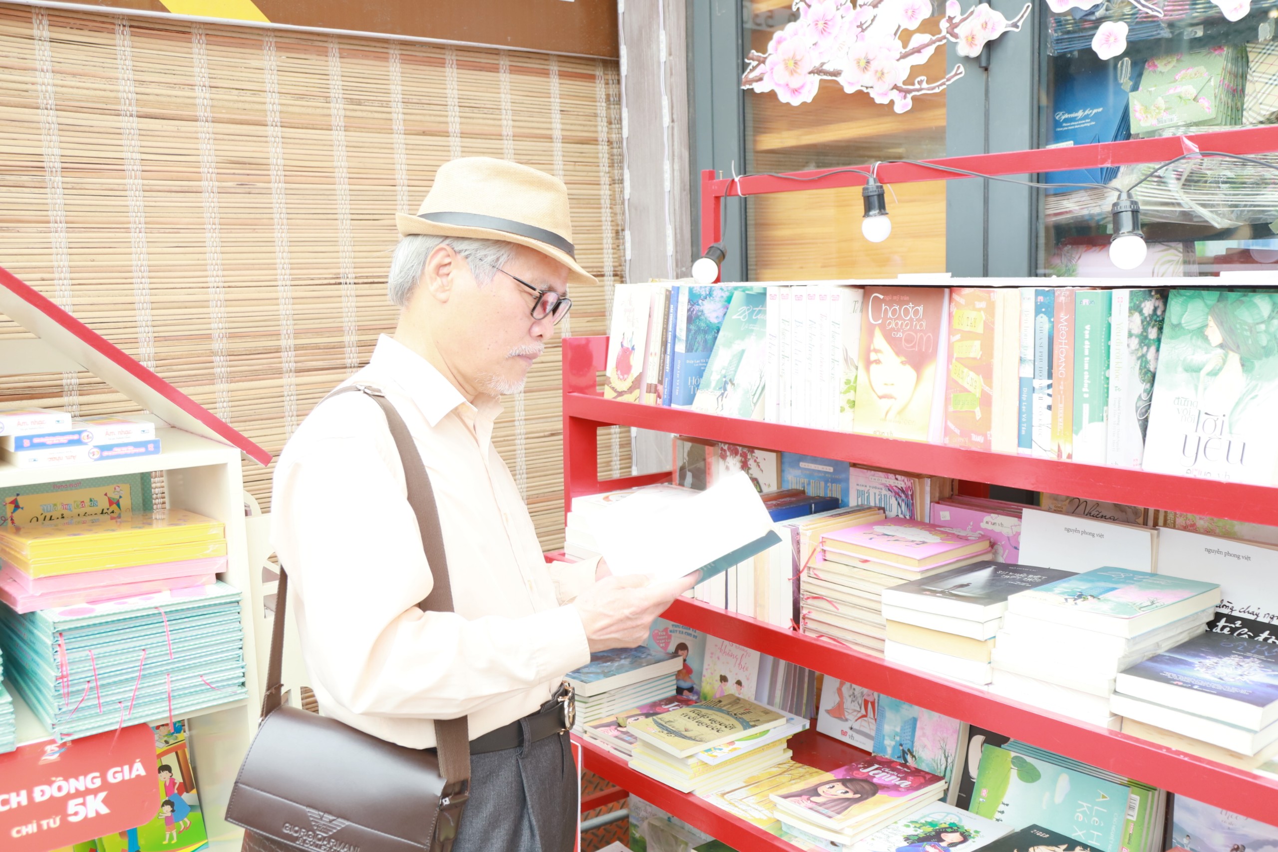Tưng bừng các hoạt động chào mừng Ngày Sách và Văn hóa đọc Việt Nam tại Phố sách Hà Nội - 12