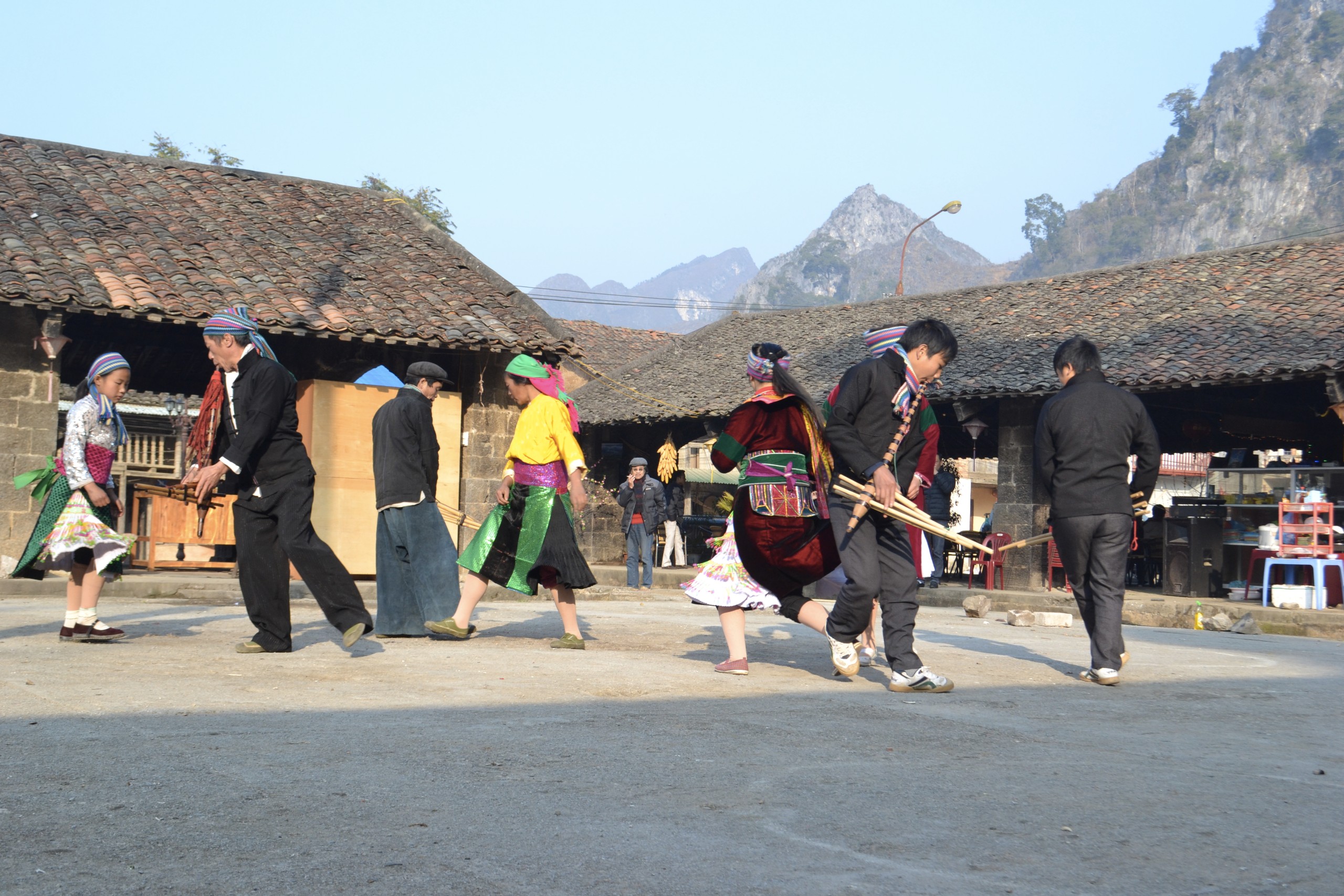 Khai mạc Festival Khèn Mông tỉnh Hà Giang và lễ hội văn hóa ẩm thực ba miền Bắc - Trung - Nam năm 2023 - 4