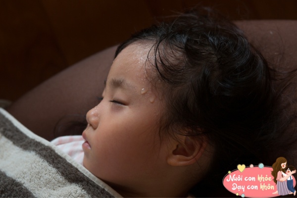 4 bất thường trong giấc ngủ ám chỉ bé đang mệt, điều cuối cùng phổ biến nhất - 6