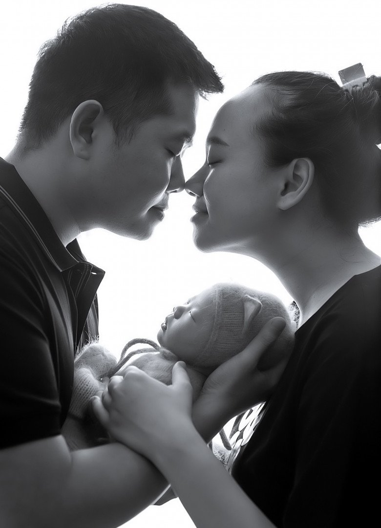 Mẹ bầu tăng 16kg mà làn da trắng mịn không vết rạn nhờ tắm và massage thứ này trong suốt thai kỳ - 1