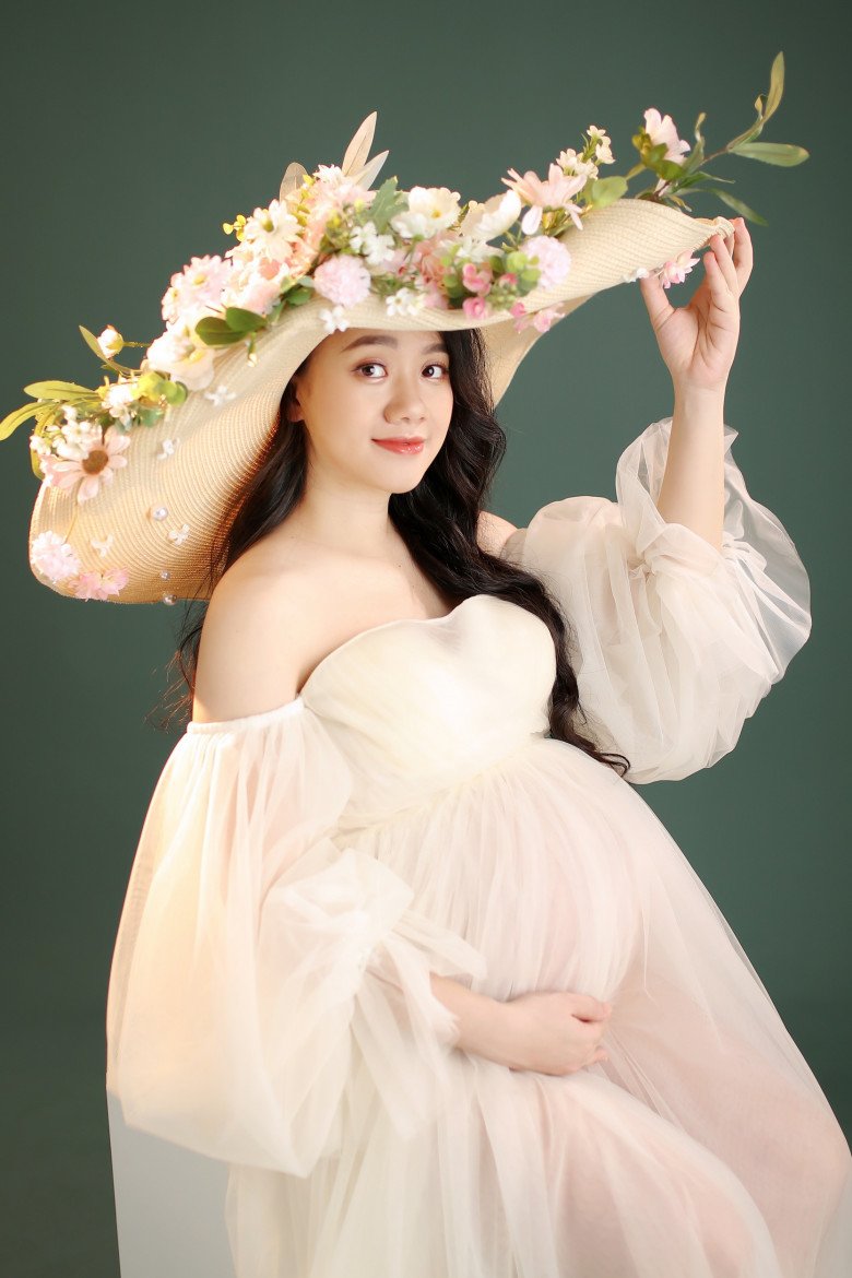 Mẹ bầu tăng 16kg mà làn da trắng mịn không vết rạn nhờ tắm và massage thứ này trong suốt thai kỳ - 6